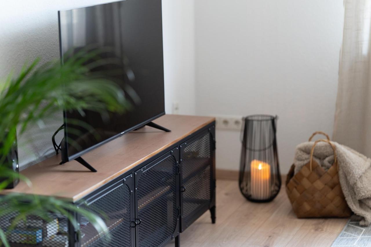 Apart63-Modern-3Room I Smart Tv I Free Parking I Free Wifi Hamm  Dış mekan fotoğraf